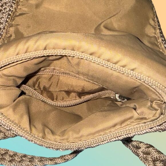 The Sak Crochet Hipster Crossbody Shoulder Bag Tan Champagne W Zipper Pocket - Picture 4 of 6